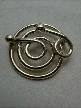 Vintage Sarah Coventry signed brooch
